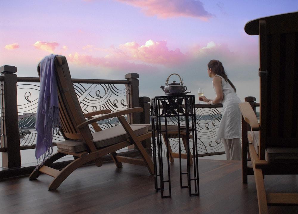 Anantara Riverside Resort Bangkok