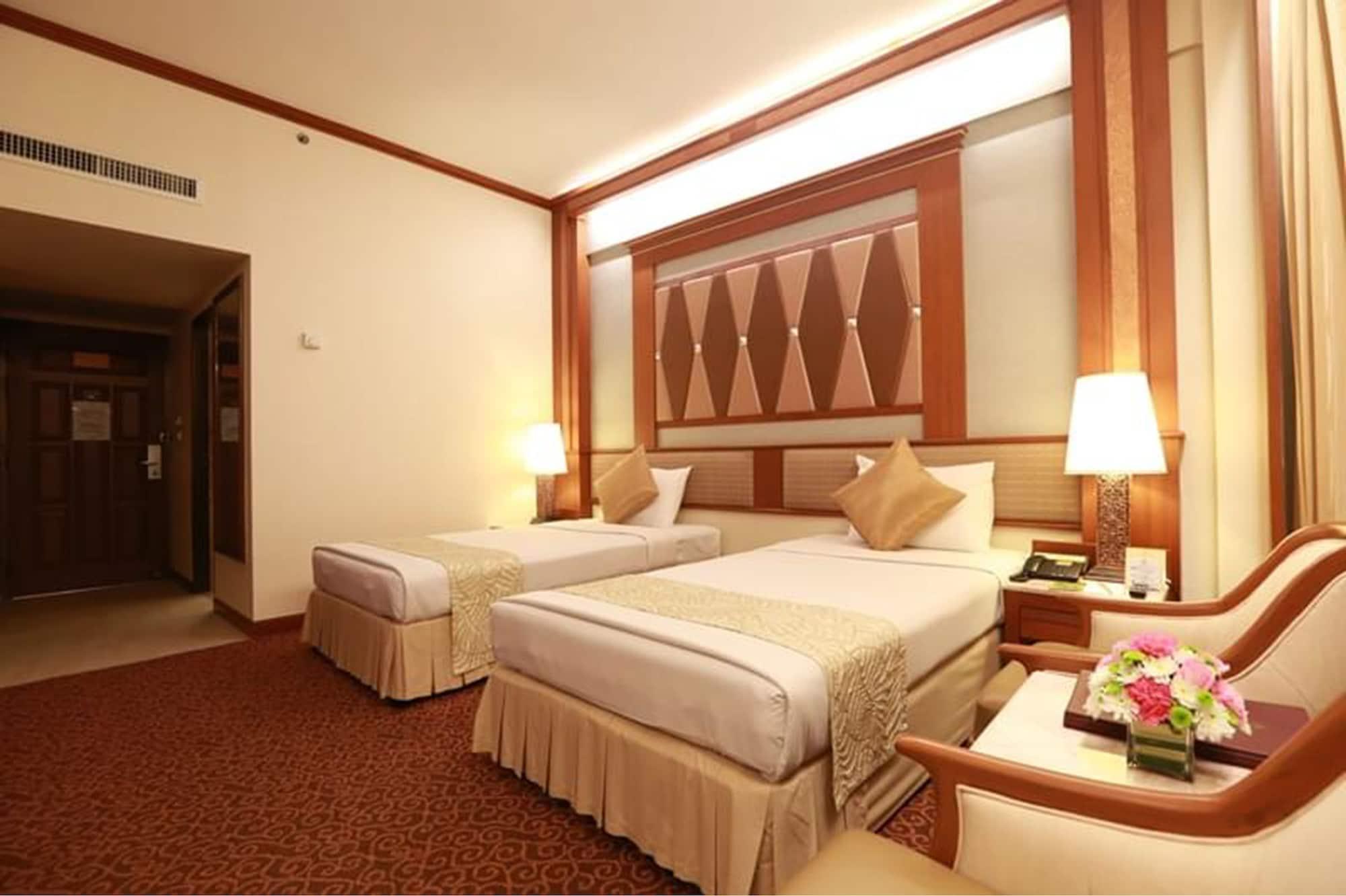 Asia 4*