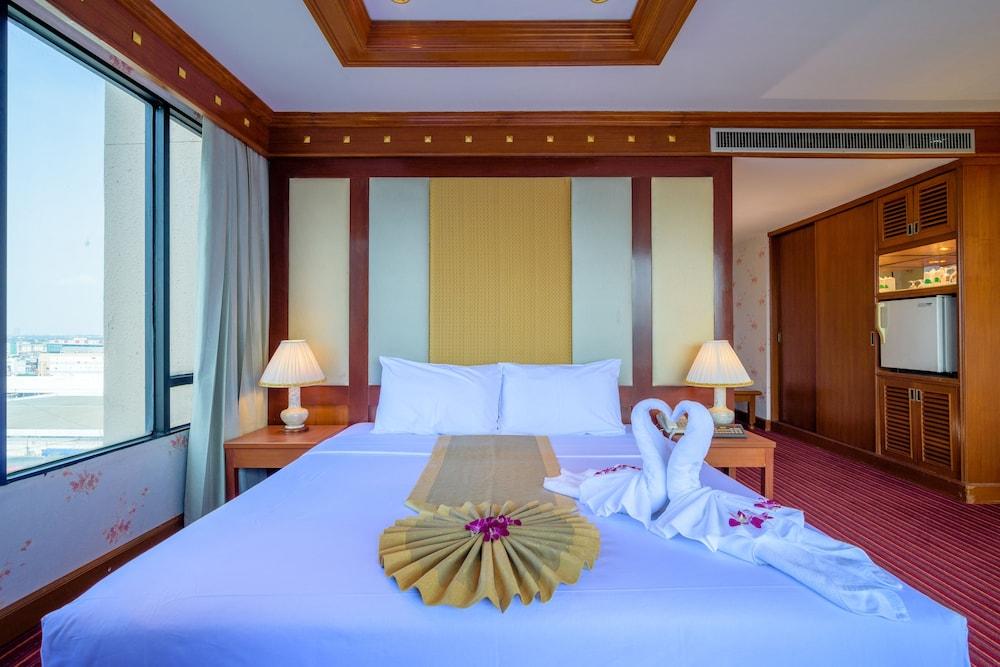 Hotel Alexander 5*