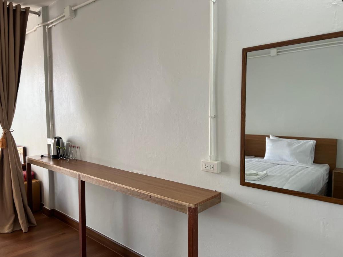 No Ra Ra Khaosan Apartment Bangkok