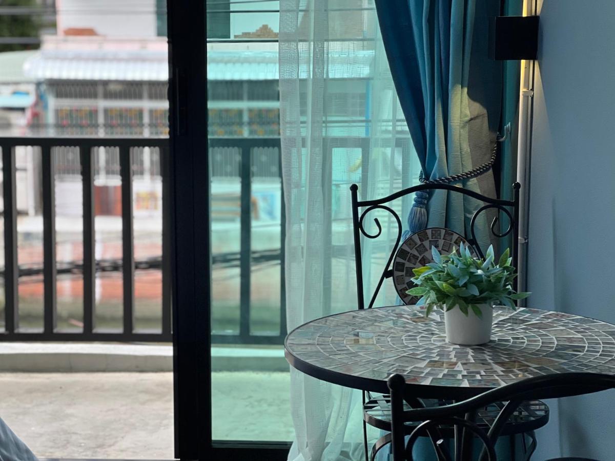 Apartment No Ra Ra Khaosan