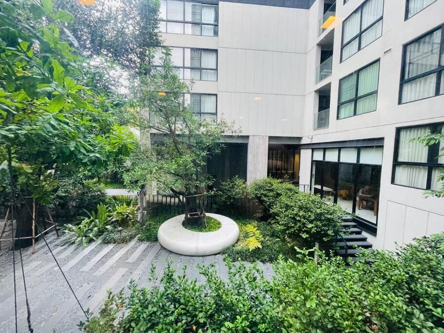 Apartment Cozy Spacious 1bed 1bath 500m Bts Thonglor Bangkok