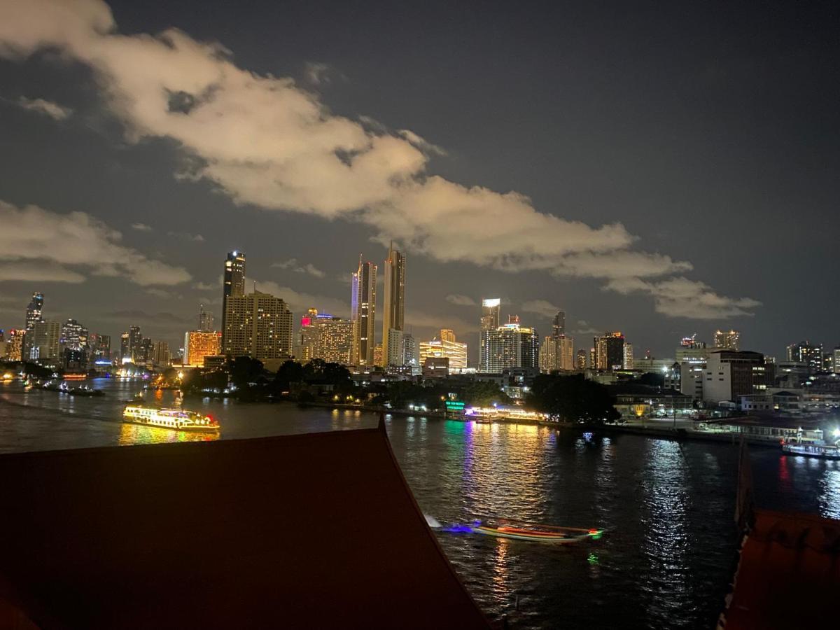 Asrama Pier 808