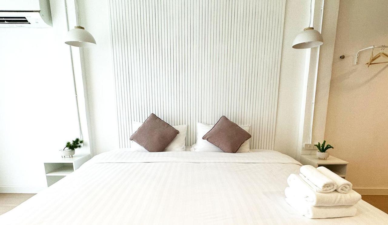 River Hotel 3*