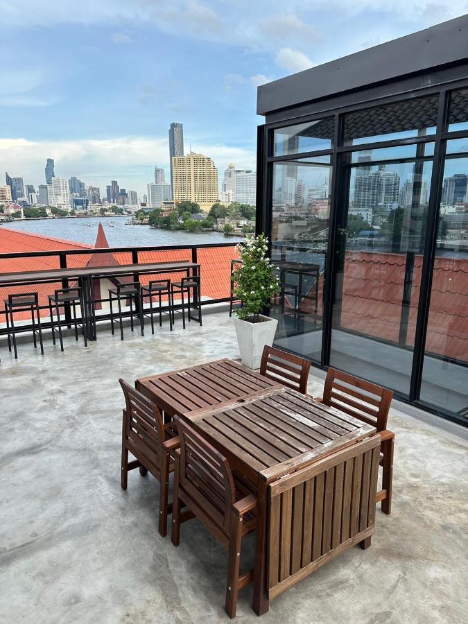 Pier 808
