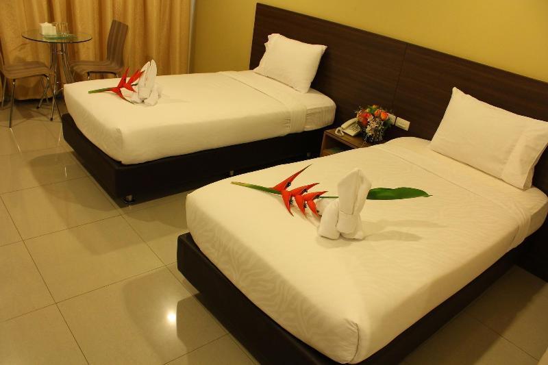 Hotel 14 Living 3*