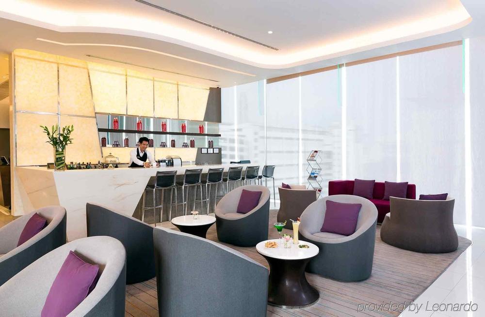Lub D Siam - Opposite Mbk & Next To Skytrain - Perfect For Shopping Lovers! Hostel *