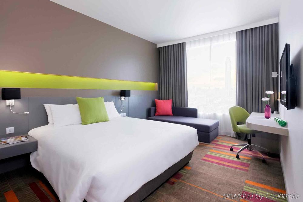 Lub D Siam - Opposite Mbk & Next To Skytrain - Perfect For Shopping Lovers! * Bangkok