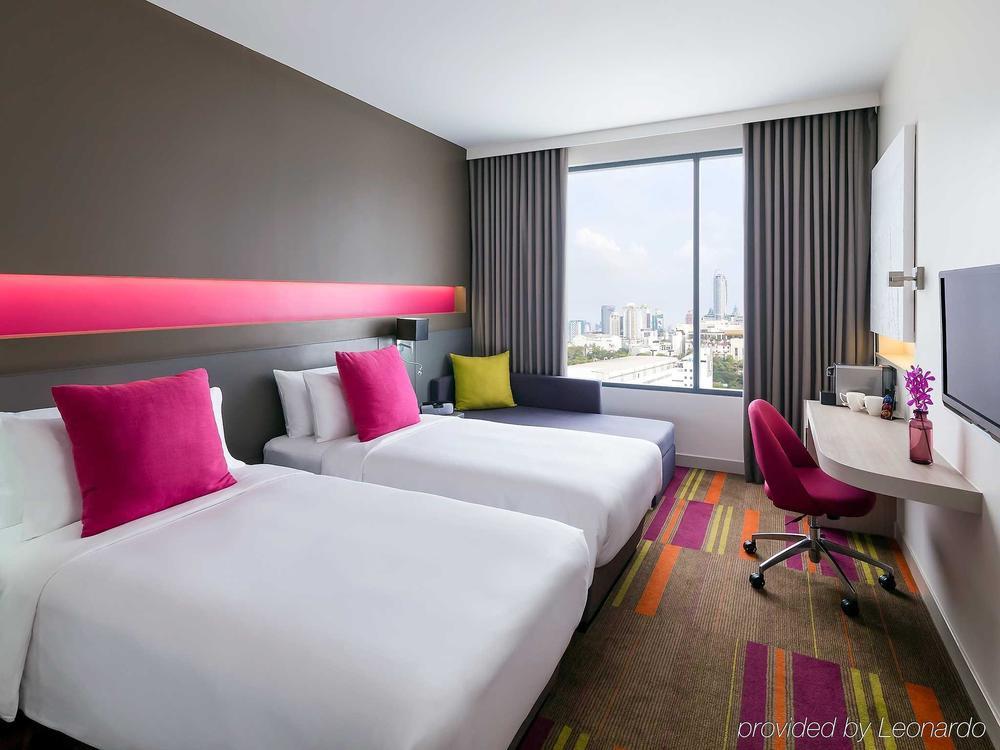 Hostel Lub D Siam - Opposite Mbk & Next To Skytrain - Perfect For Shopping Lovers!