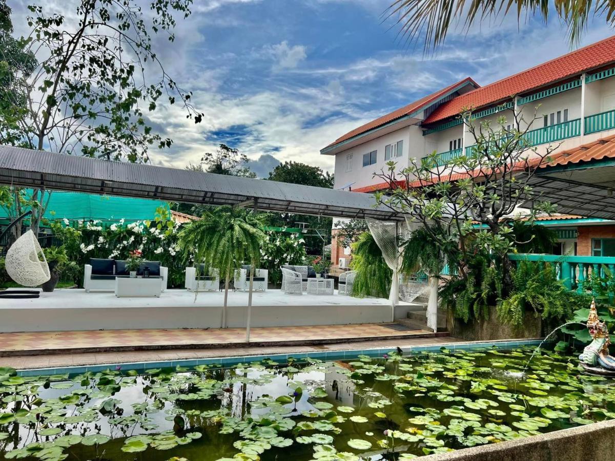 Baan Sood Soi 1 บ้านสุดซอย เรซิเด้นท์ 1 Hostel *