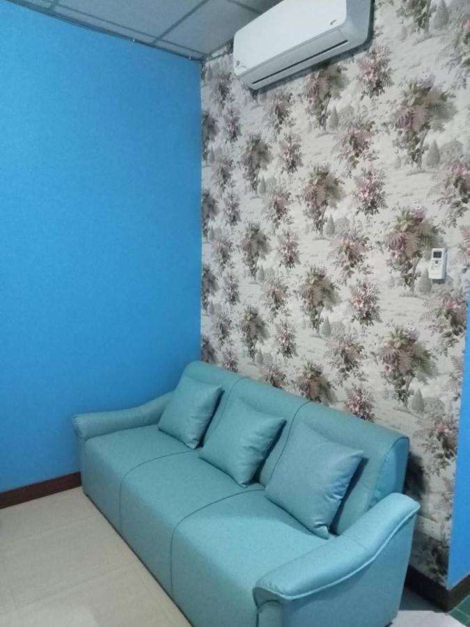 Hostel Baan Sood Soi 1 บ้านสุดซอย เรซิเด้นท์ 1 *