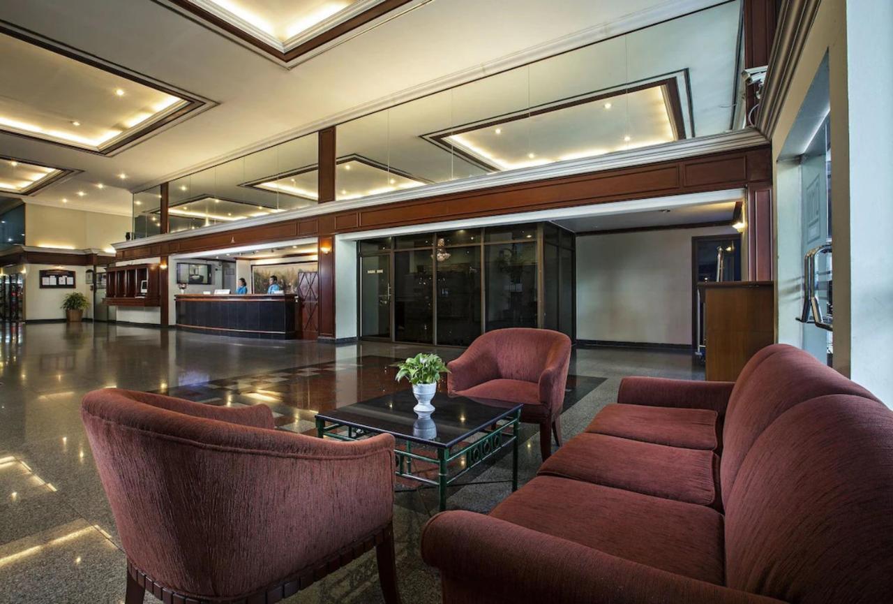 Hotel Omni Tower Sukhumvit Nana Direct