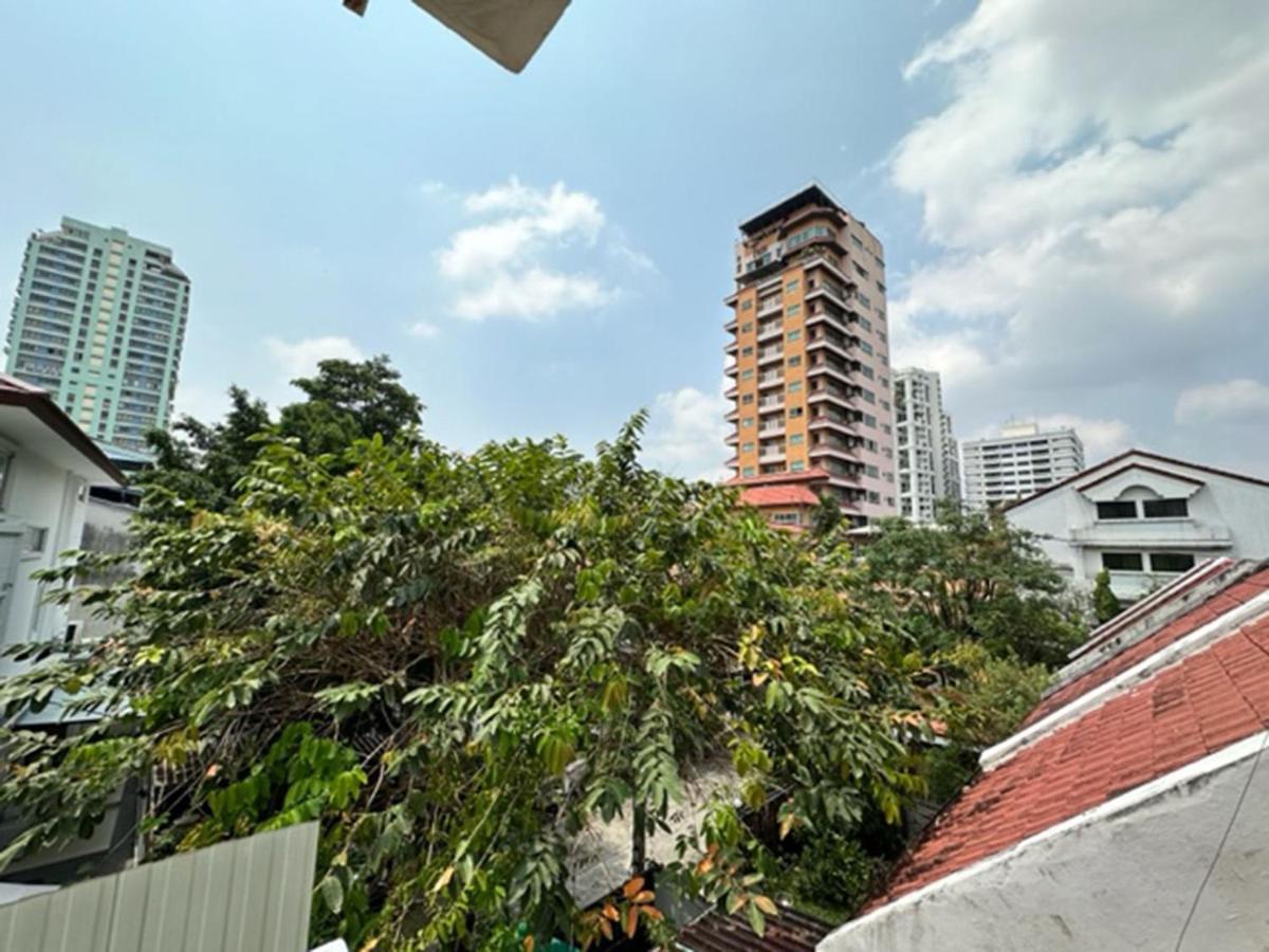 Sawasdee @ Sukhumvit Soi 8