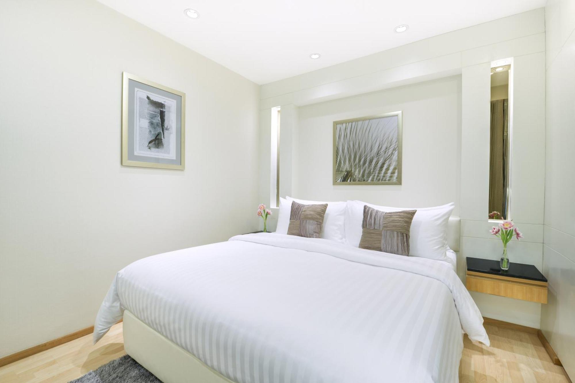 Hotel Centre Point Chidlom 4*