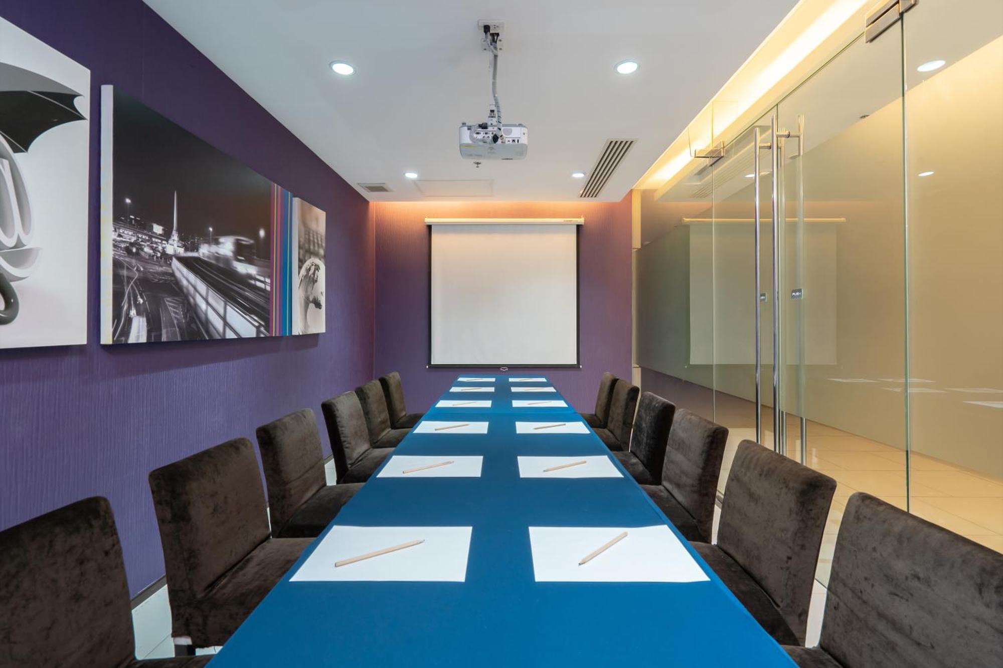 Vic 3 Hotel Bangkok