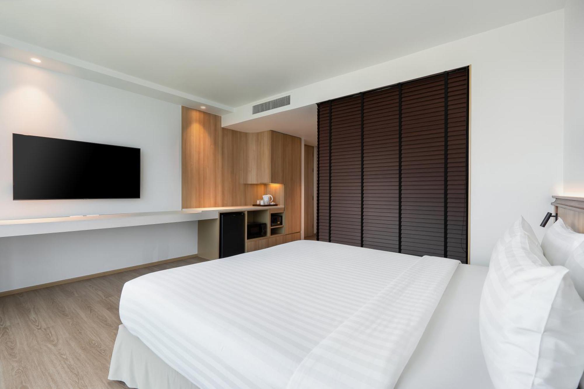 Vic 3 4* Bangkok
