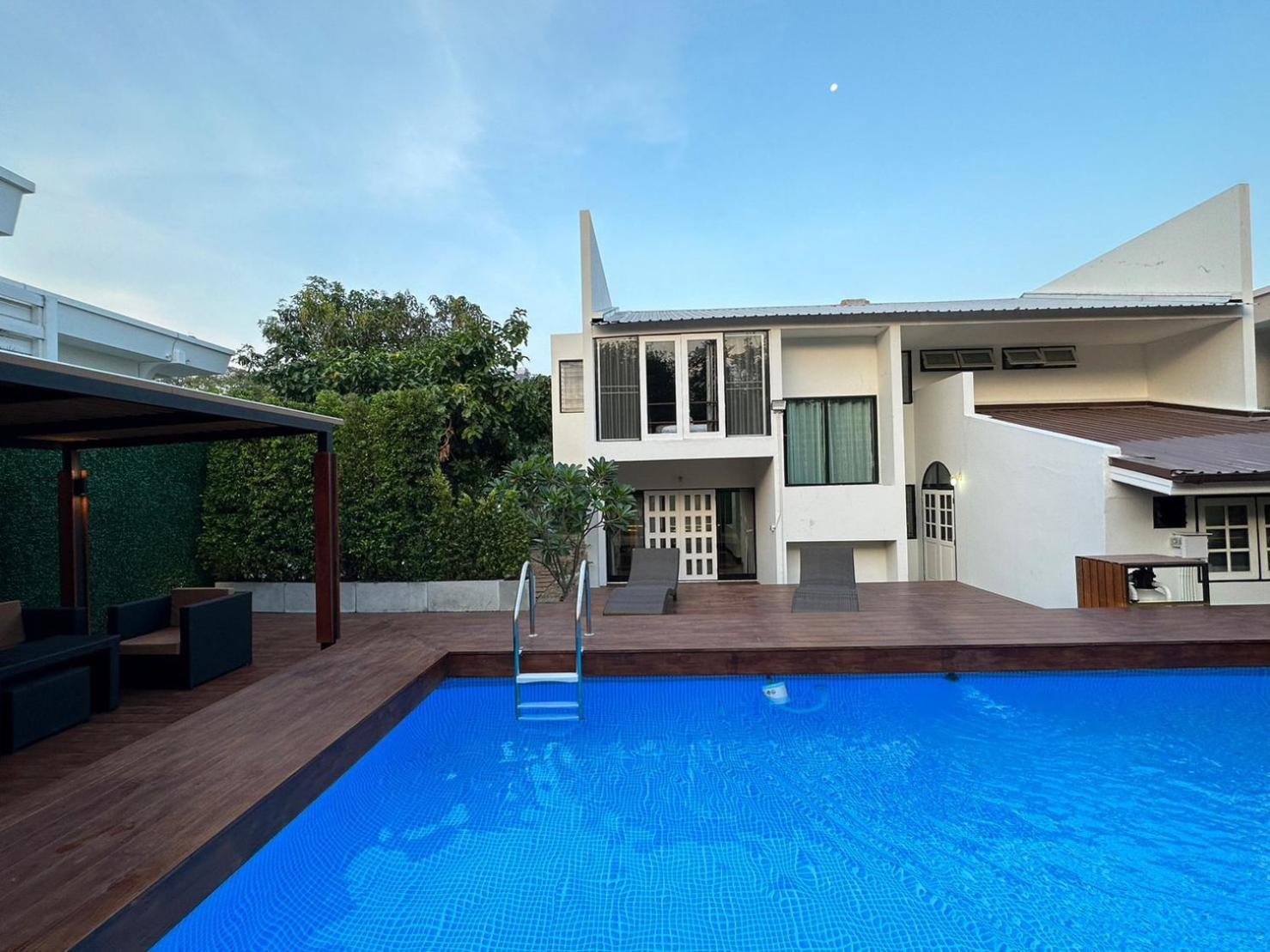 Airy Villa Bangkok
