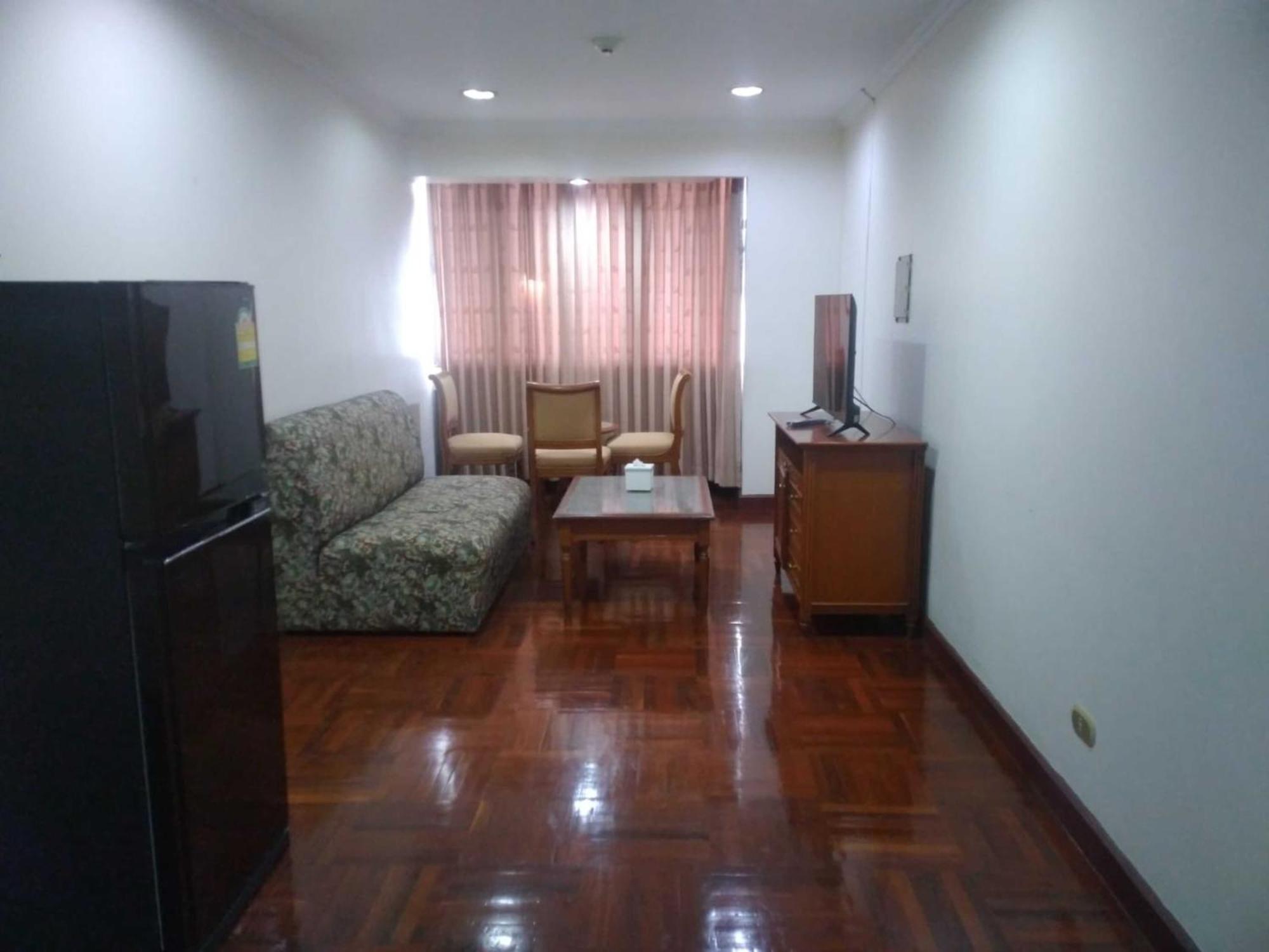 Apartemen Affordable Serviced In Nana Omni Tower - Prime Sukhumvit Location *