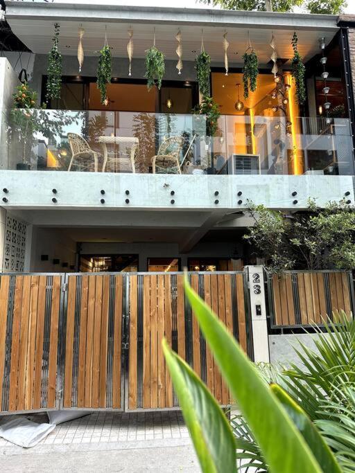 Thai Wabi-sabi Loft Ferienhaus Bangkok