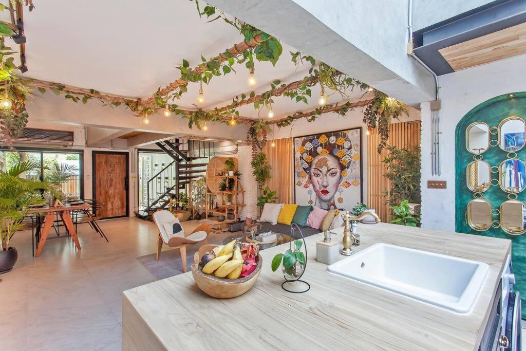 Ferienhaus Thai Wabi-sabi Loft Bangkok