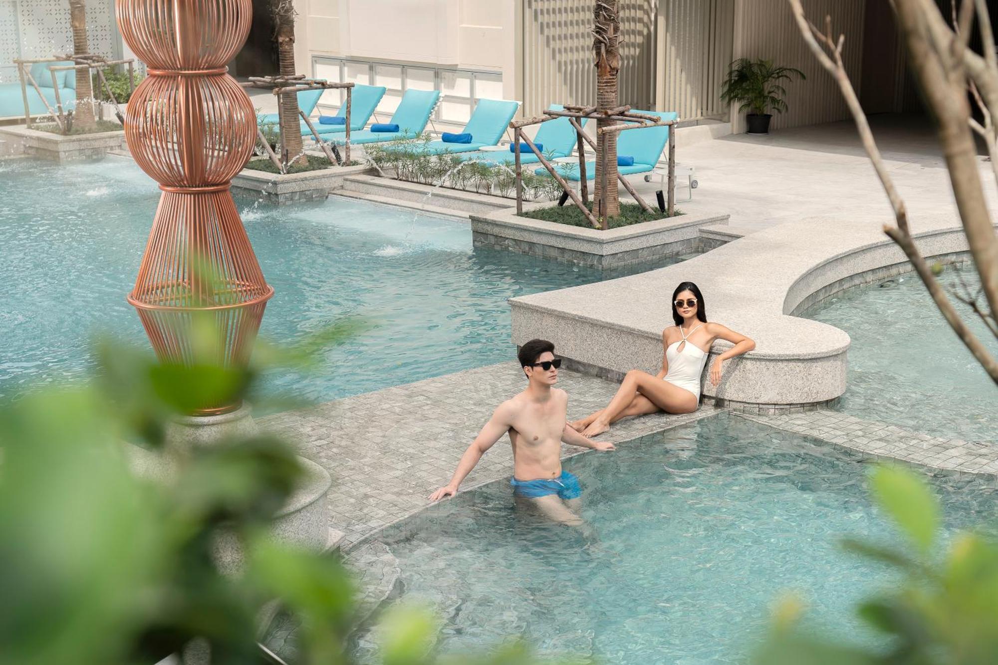 Novotel Living Sukhumvit Legacy Hotel 4*