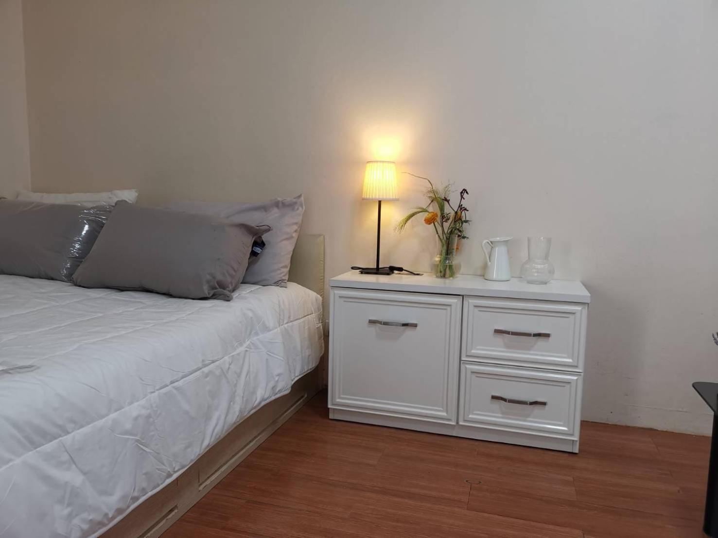 Cozy 1br Walk To Bts And Airport Rail Link Close To Malls T Apartemen *