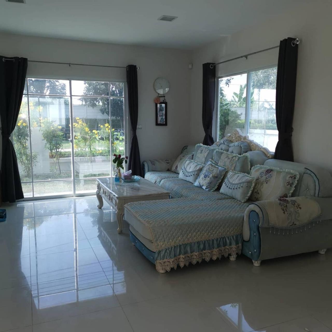 Holiday park บ้านพักใกล้สุวรรณภูมิ​ *
