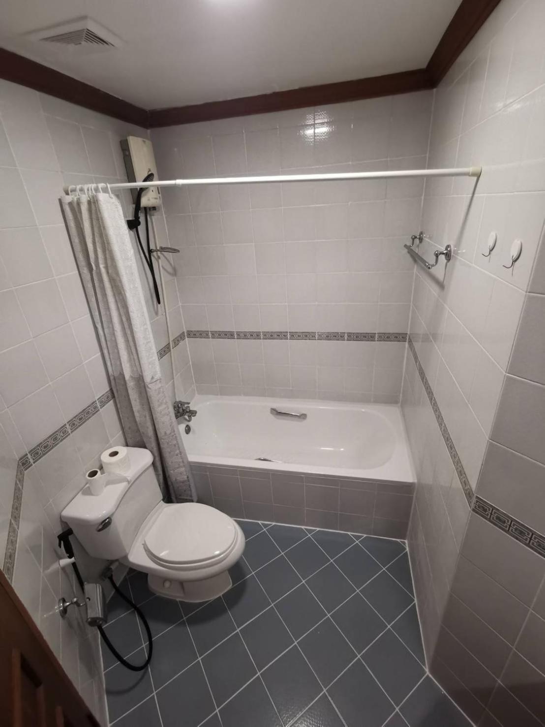 Cozy 1br Walk To Bts And Airport Rail Link Close To Malls G7