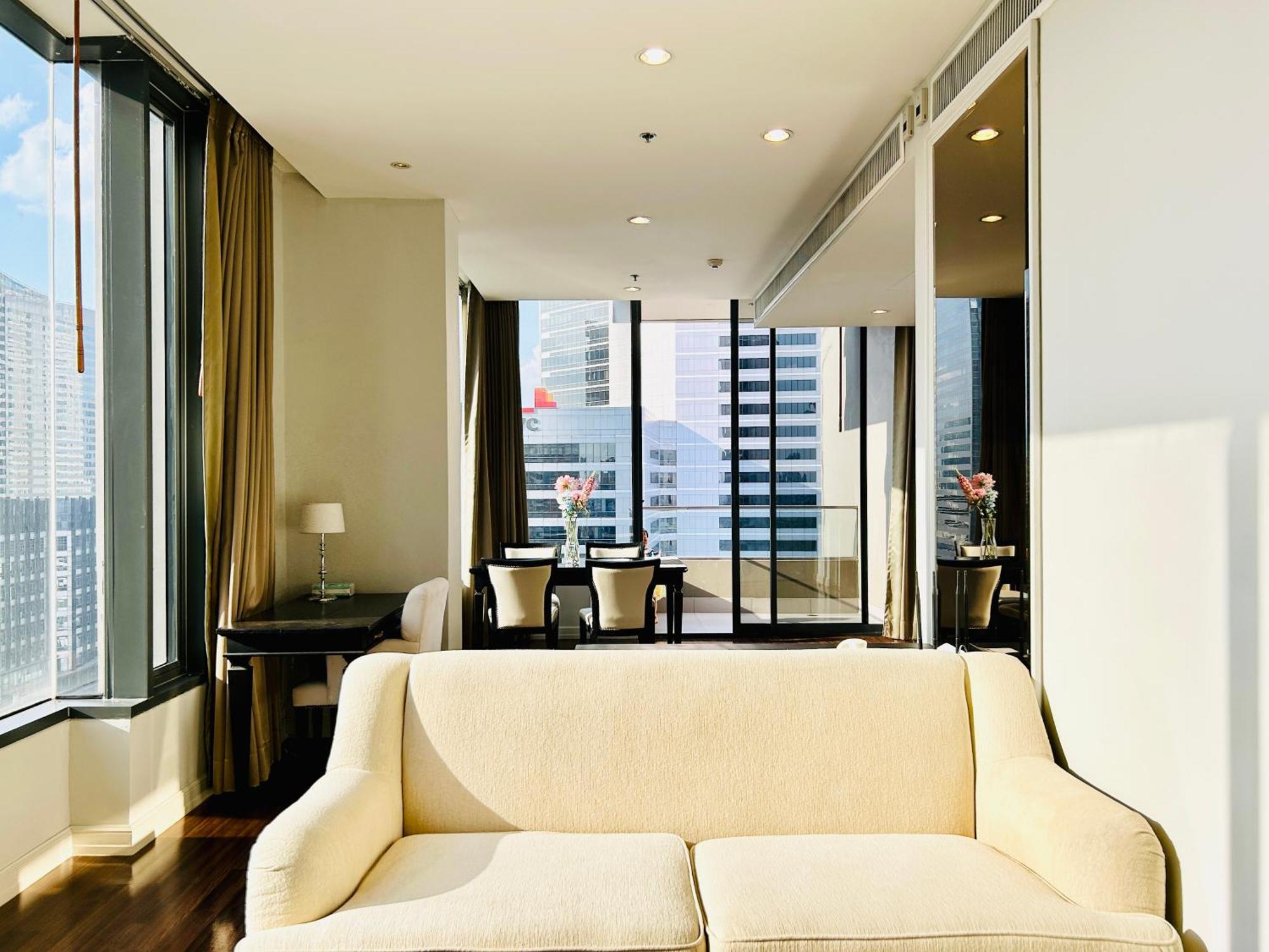 Apartment The Willows Luxury Two Bedrooms Bangkok