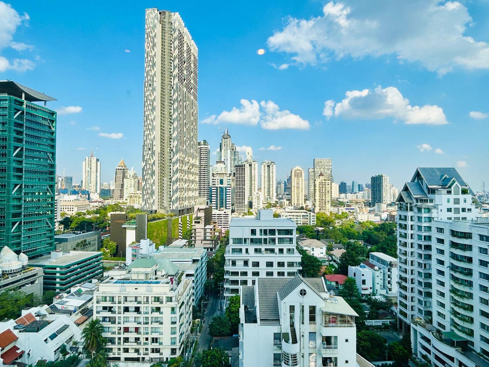 The Willows Luxury Two Bedrooms Apartment *