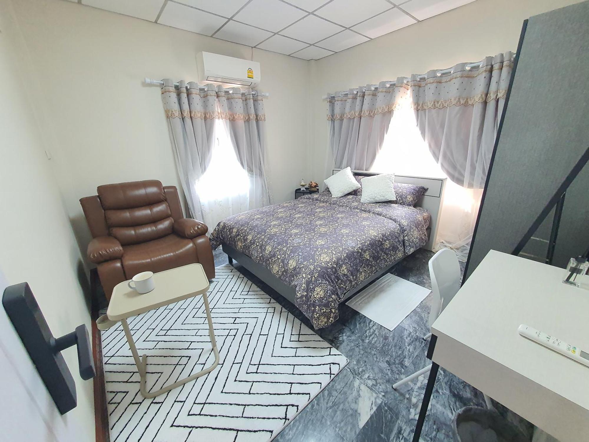 3 Bedroom Cozy Skytrain View Bkk * Bangkok