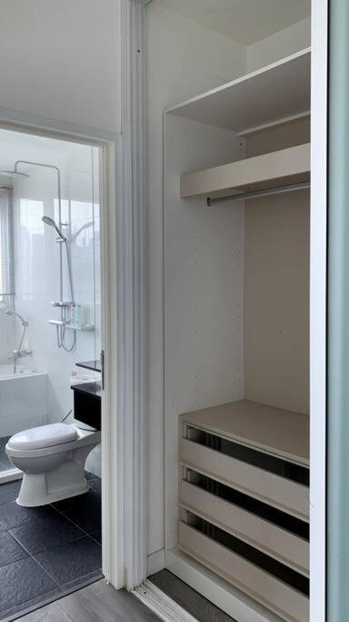 Cozy & Spacious 2br High Floor/amazing View Apartment