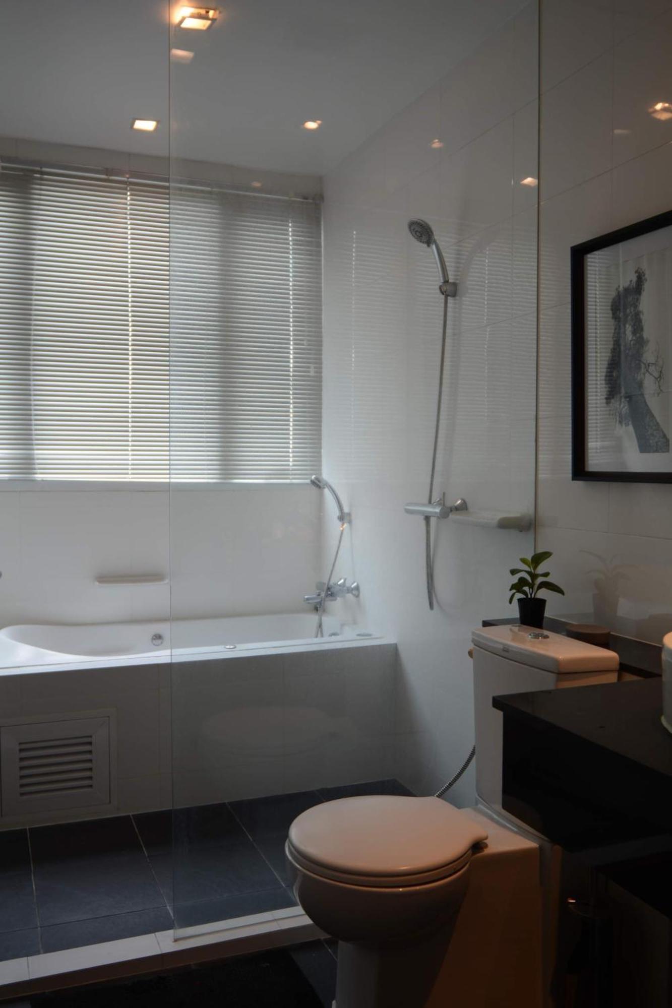 Cozy & Spacious 2br High Floor/amazing View Apartment *