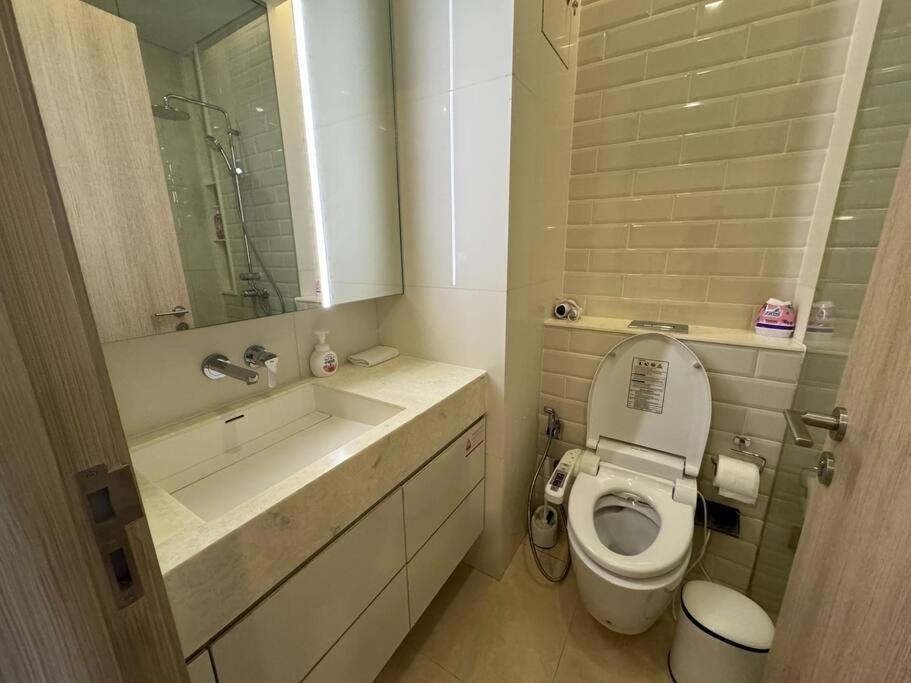 S42 Wyndham Garden Sukhumvit Bts Ekkamai Gym Swim Bangkok