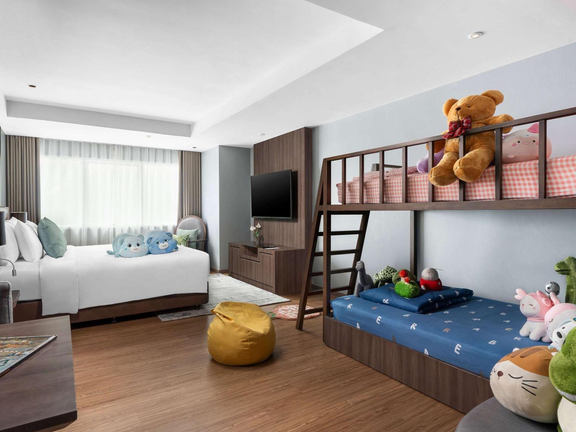 Novotel Living Sukhumvit Legacy