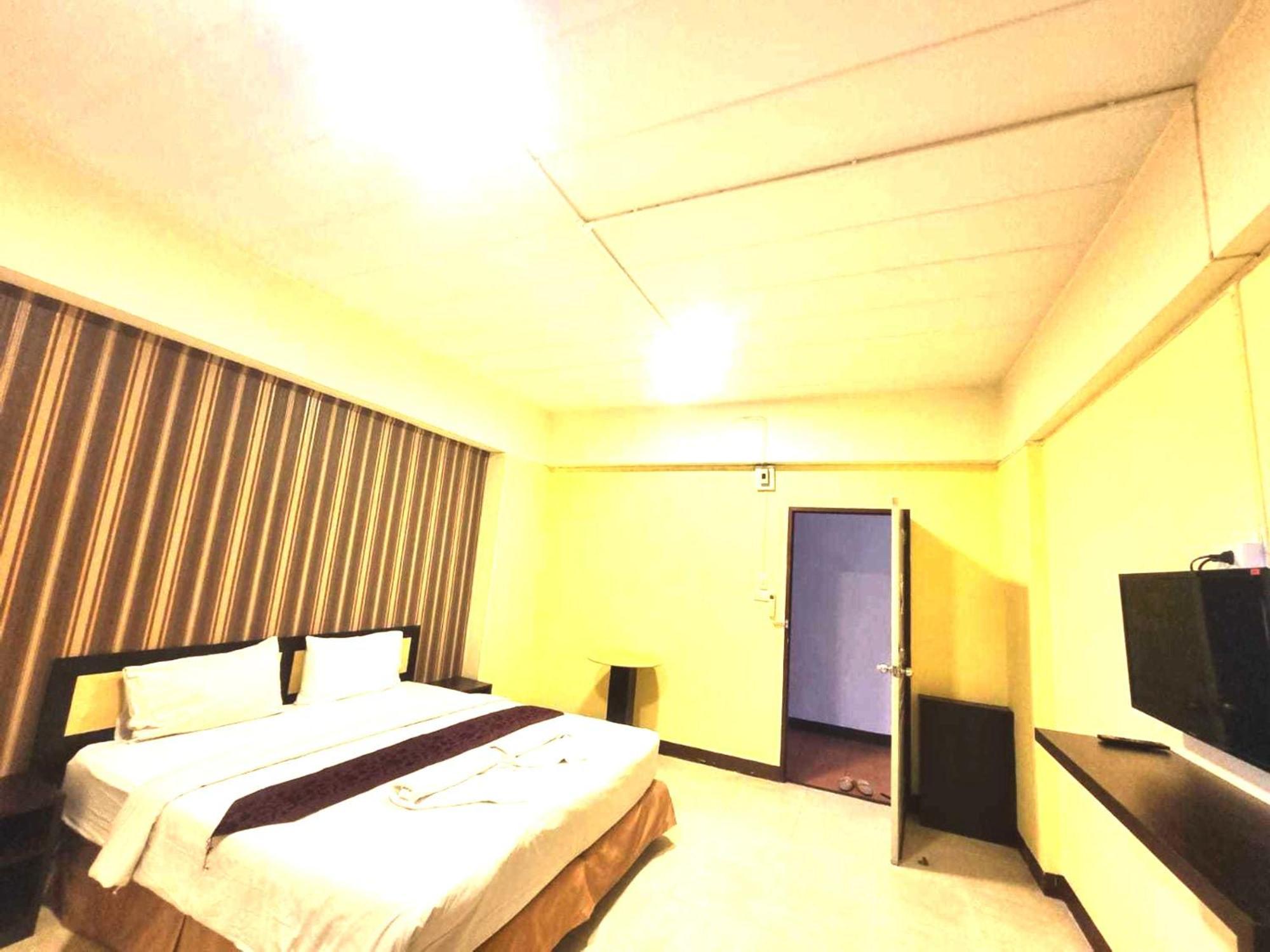 Oyo 75460 Baansang Place Suvarnabhumi Hotel Banguecoque