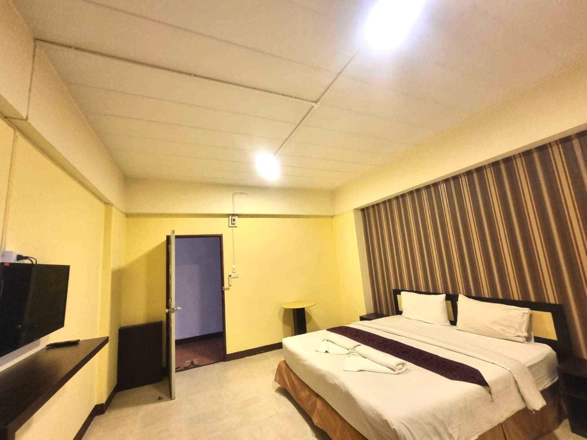 Oyo 75460 Baansang Place Suvarnabhumi Hotel Banguecoque