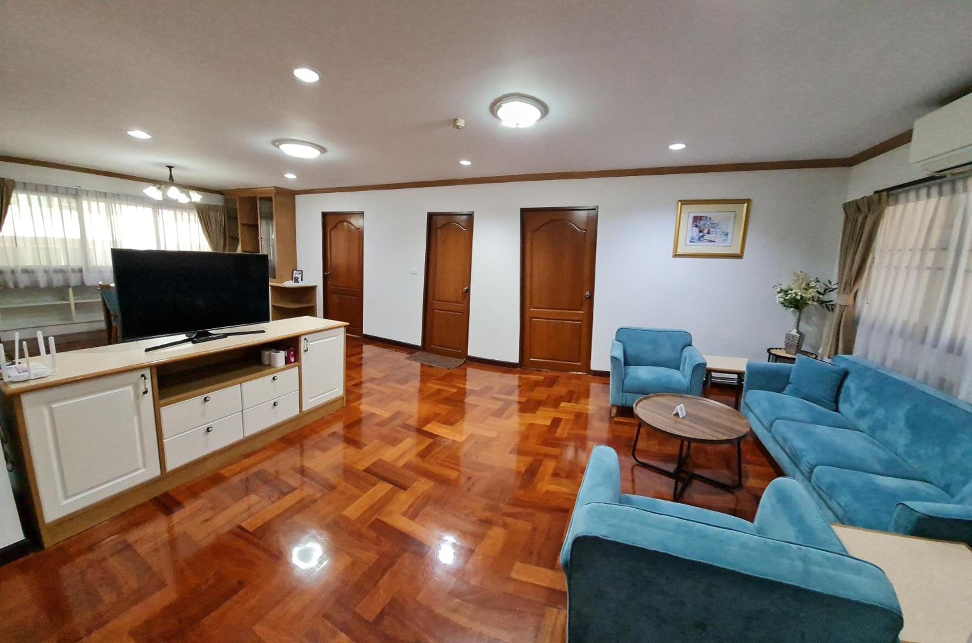 Service Apartment Thong Lo Ekkamai Prompong Apartment *