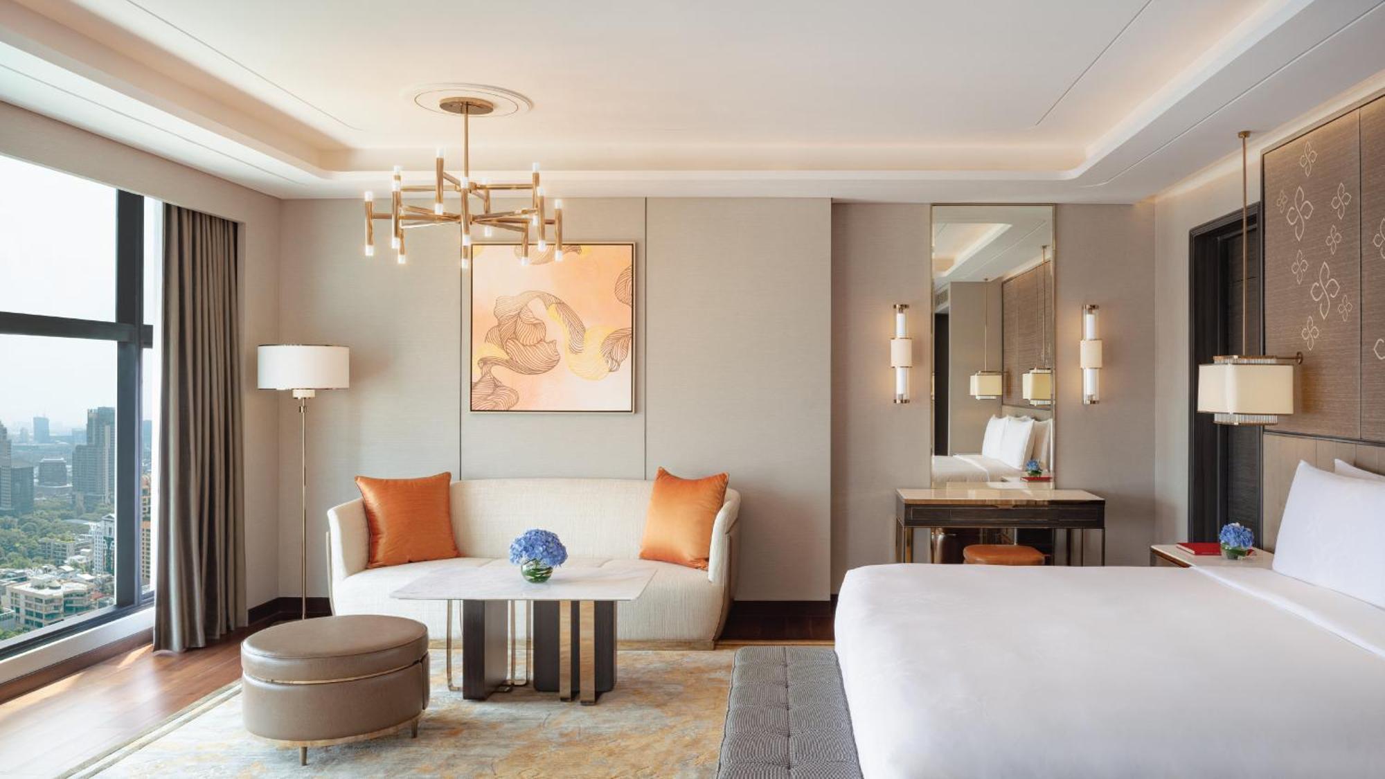 Intercontinental By Ihg 5*