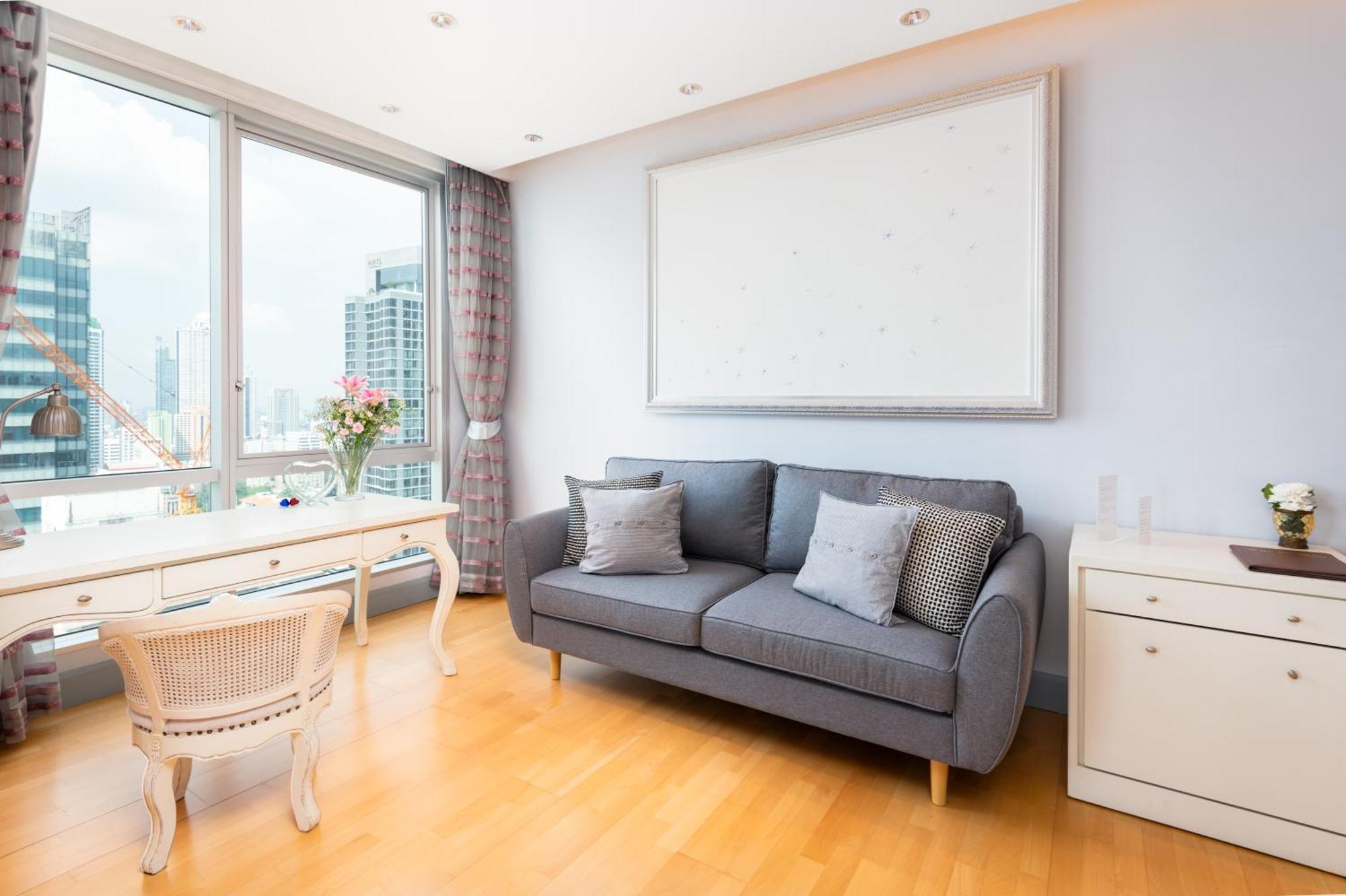 Sky Apartment *