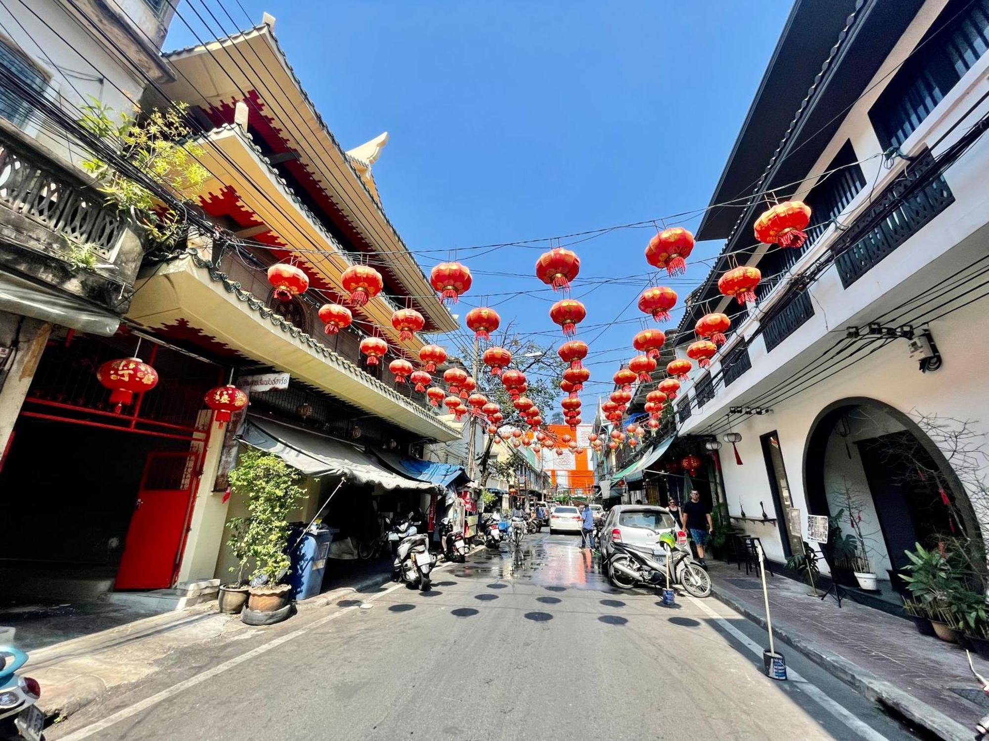 Hostel Baan Khaosoi - Private In A Rooftop 2nd Floor *