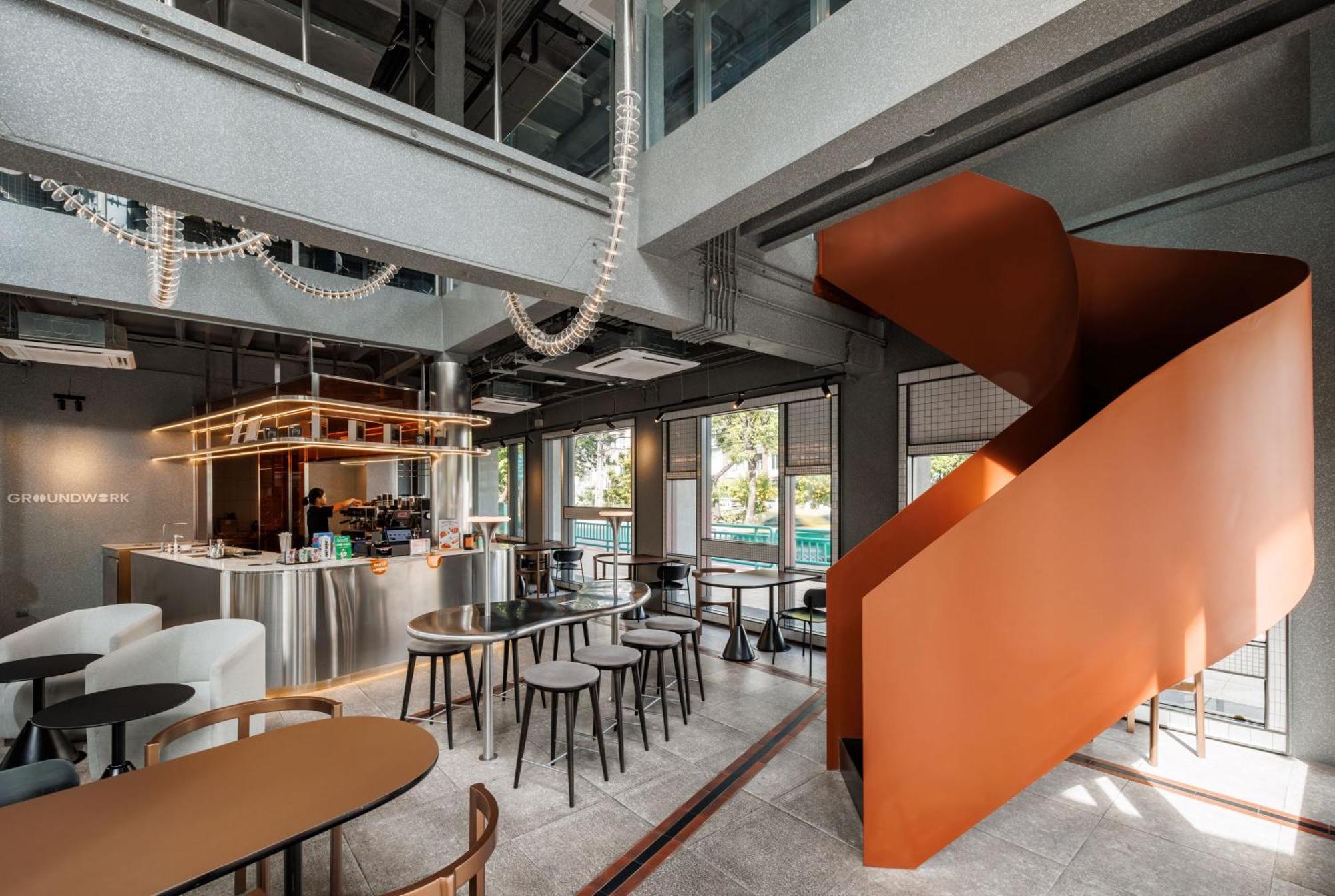 Yanh Ratchawat Hotel 4*