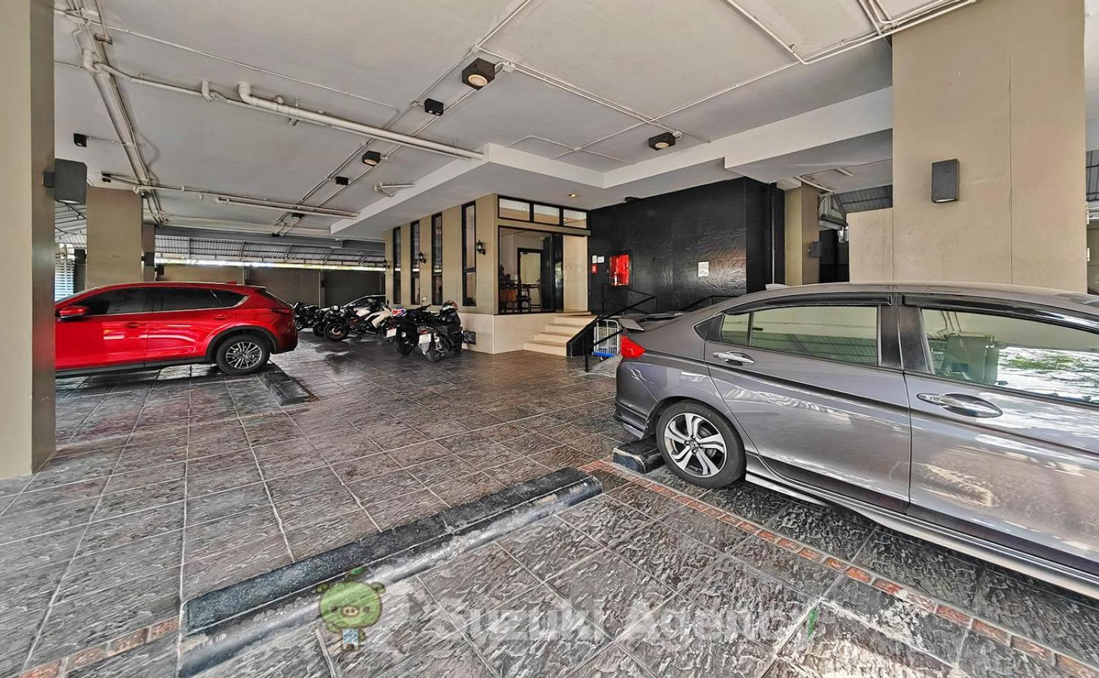 W8 Condo, Luxe 2 Bedroom Private Floor, Hip Area, 5 Mins From Thonglo Bts Station Apartment