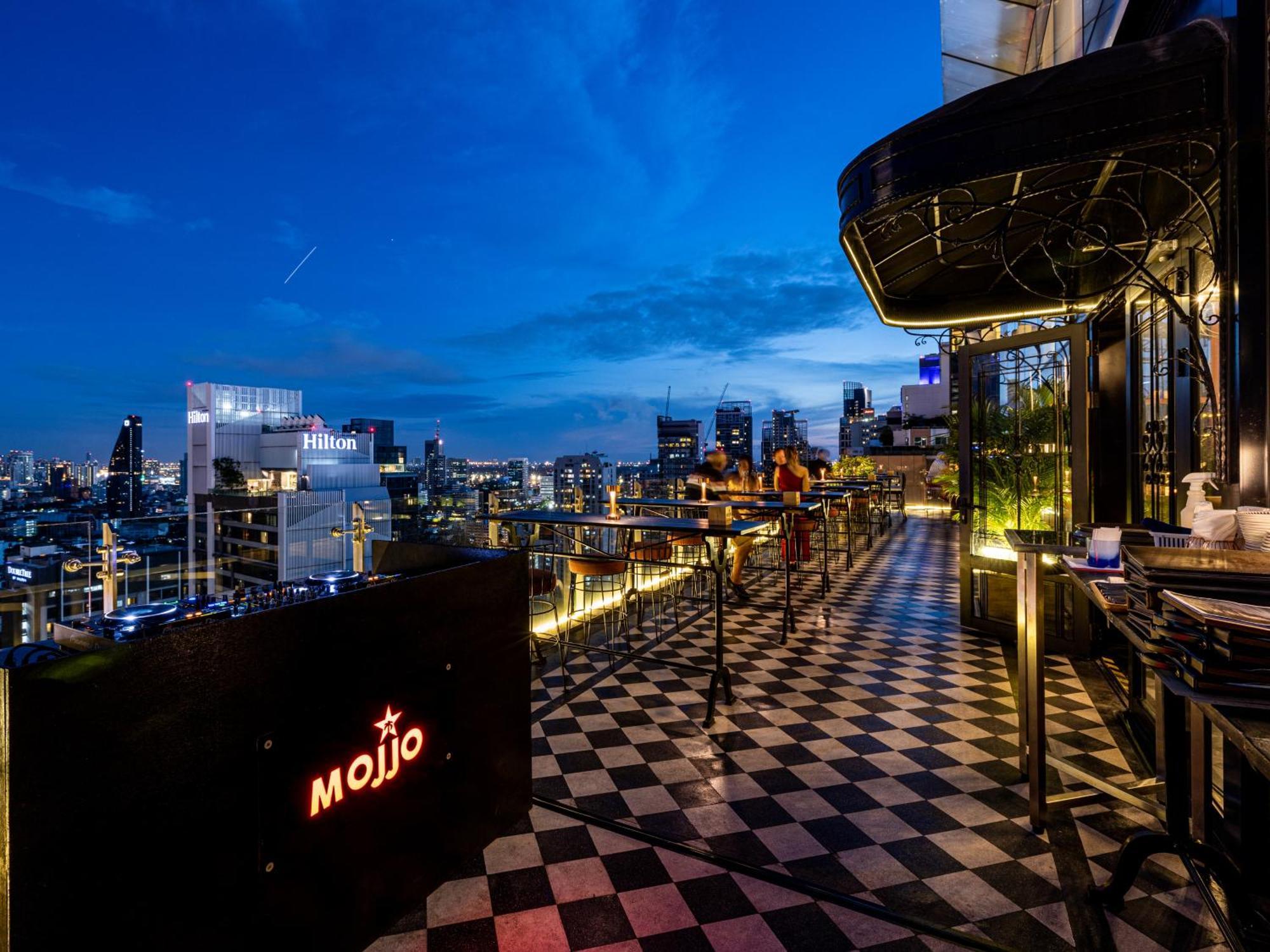 Skyview - Sukhumvit 5*