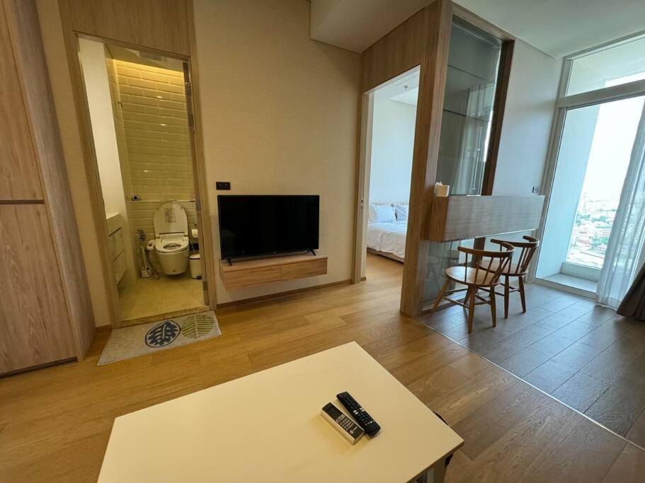 S42 Wyndham Garden Sukhumvit Bts Ekkamai Gym Swim Apartment Bangkok