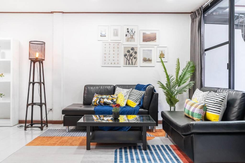 Miq Hk16 - 3br Huai Khwang Mrt With Pool Table Near Jodd Fair * Bangkok