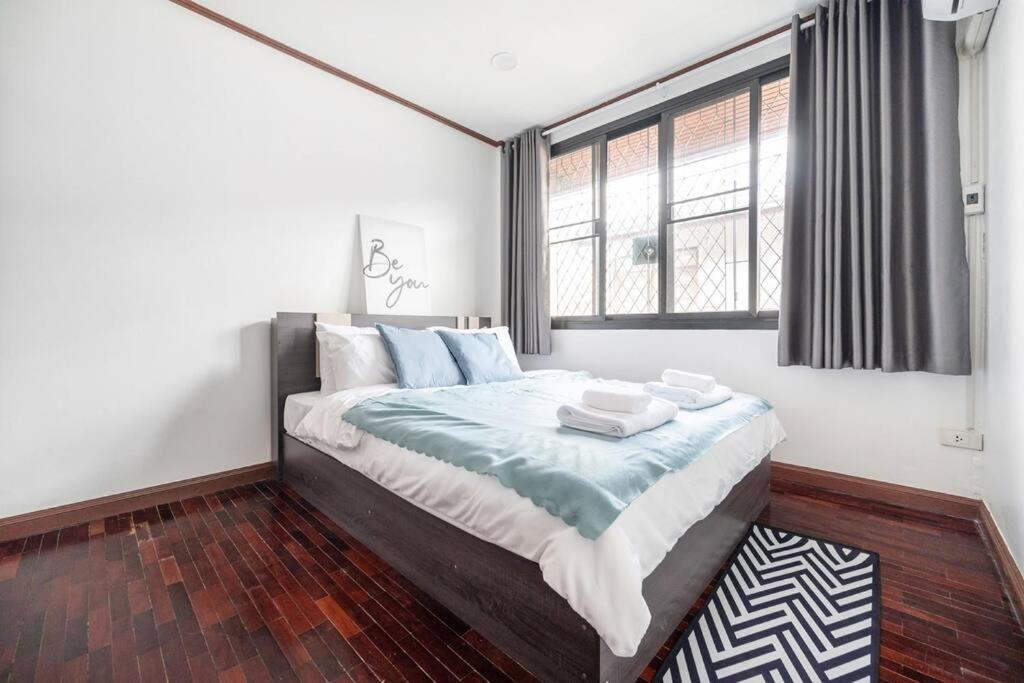 Miq Hk16 - 3br Huai Khwang Mrt With Pool Table Near Jodd Fair * Bangkok