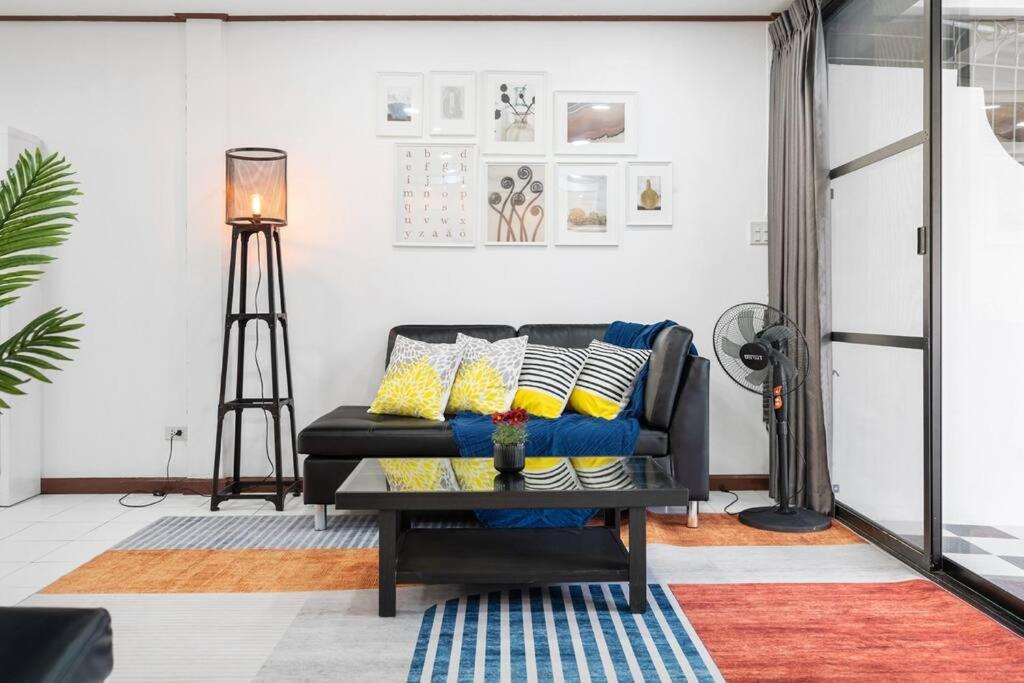 Miq Hk16 - 3br Huai Khwang Mrt With Pool Table Near Jodd Fair *