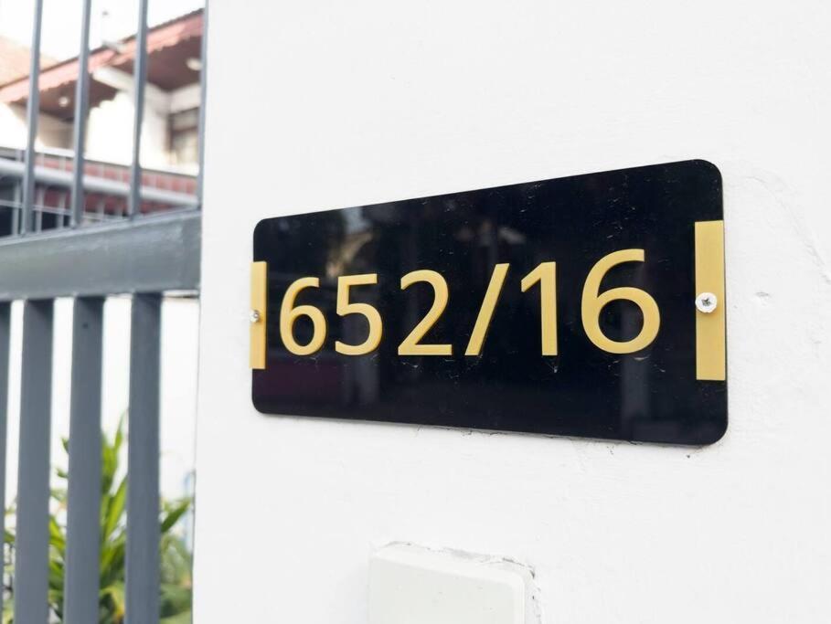 Miq Hk16 - 3br Huai Khwang Mrt With Pool Table Near Jodd Fair *