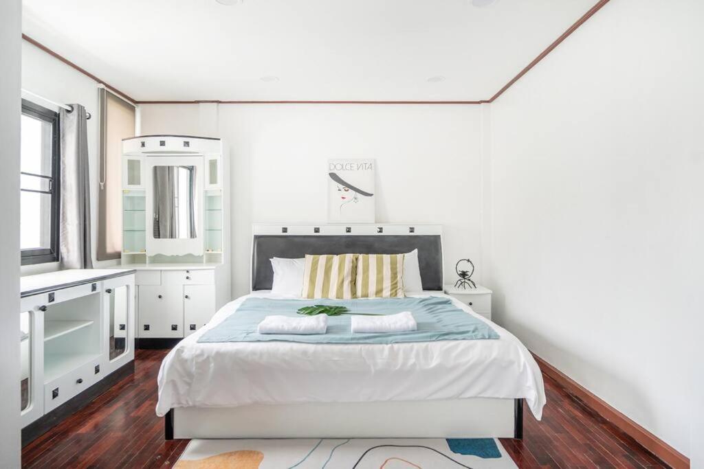 Miq Hk16 - 3br Huai Khwang Mrt With Pool Table Near Jodd Fair